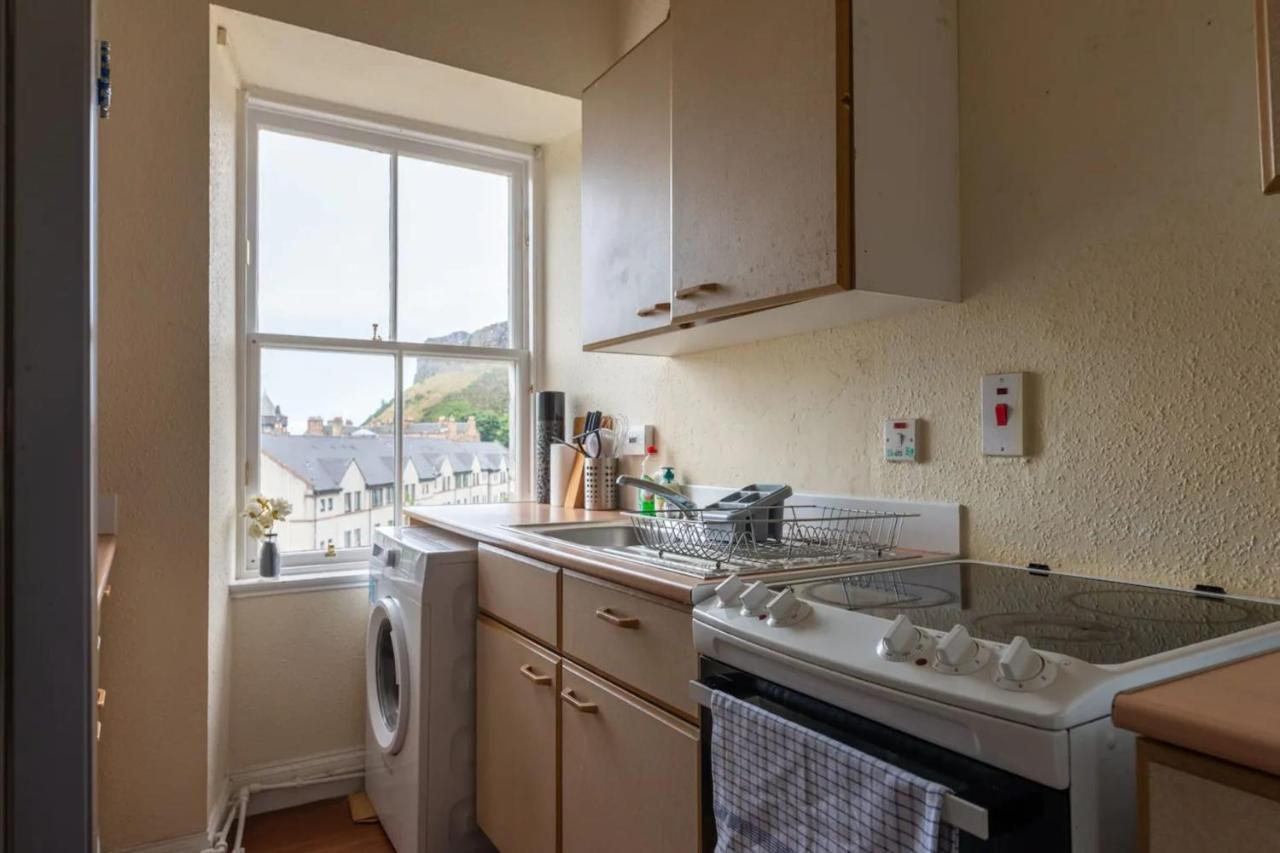 Cosy 2 Bedroom In Edinburgh Old Town Esterno foto